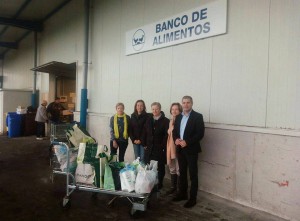 entrega-de-alimentos-a-banco-de-alimentos-1