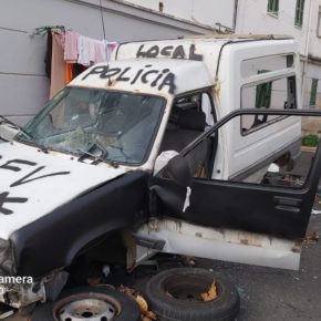 Cs Palma reclama retirar los bancos frente al parque infantil de Cotlliure para acabar con el incivismo y las molestias a los vecinos