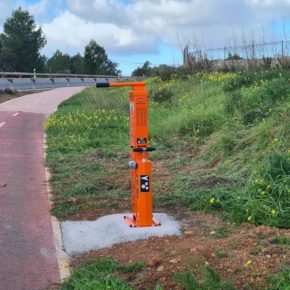 El Consell de Ibiza instala tres puntos de reparación de bicicletas